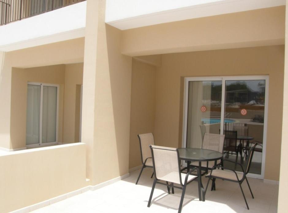 Kronos Holiday Apartments Paralimni Quarto foto