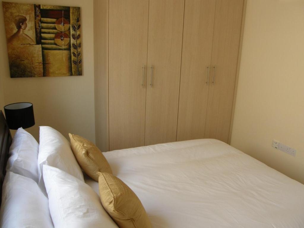 Kronos Holiday Apartments Paralimni Quarto foto
